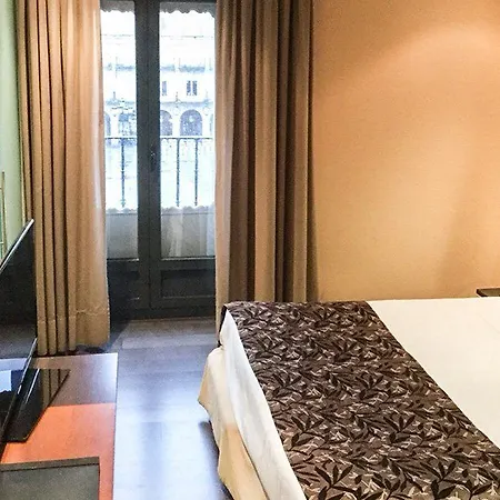 Sercotel Torres Hotel 3*